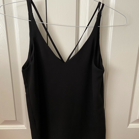 EUC Topshop strappy back tank top size US 2/EU 34 black - Picture 3 of 6